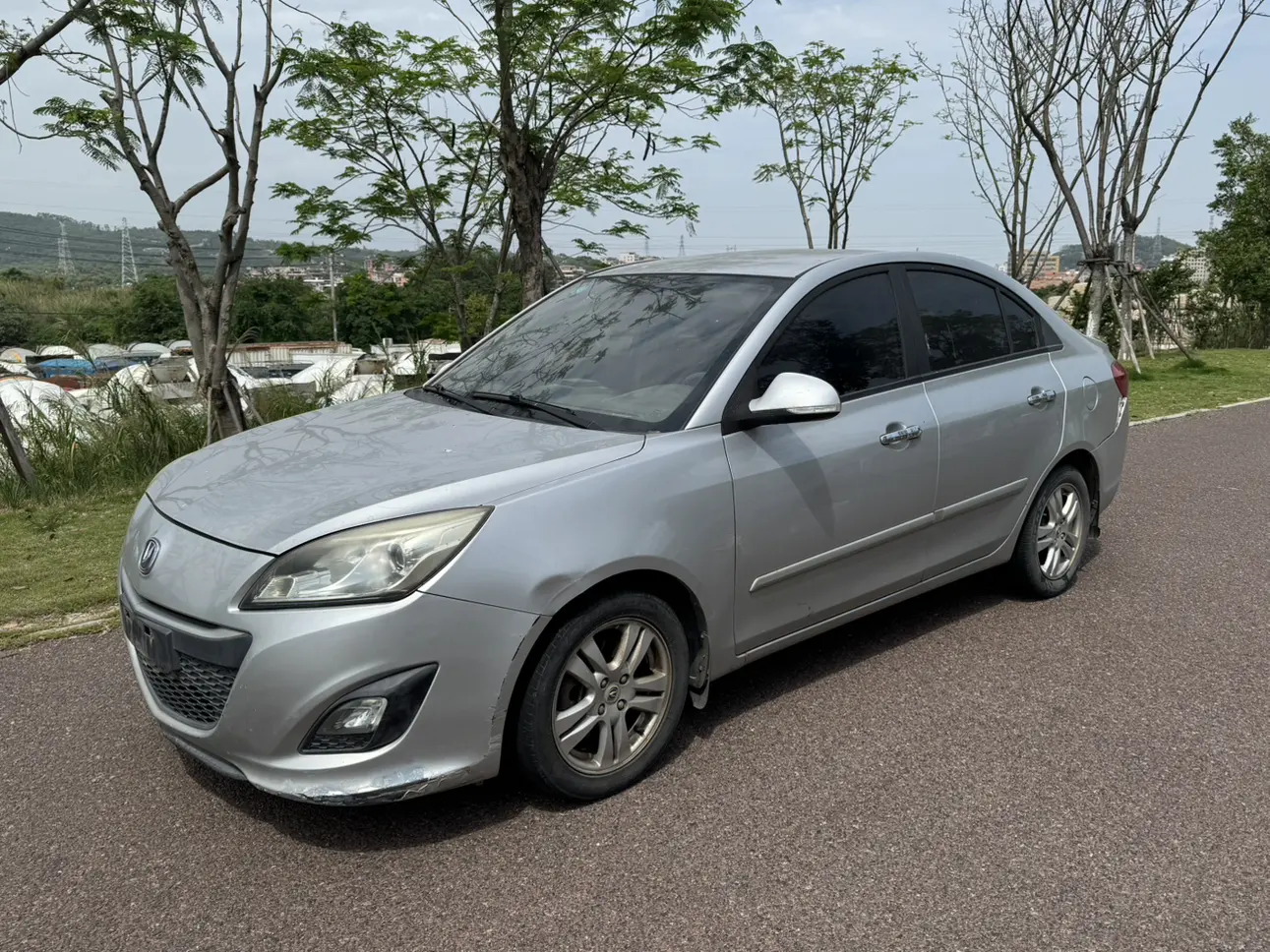 Changan Changan Yuexiang V5 2013