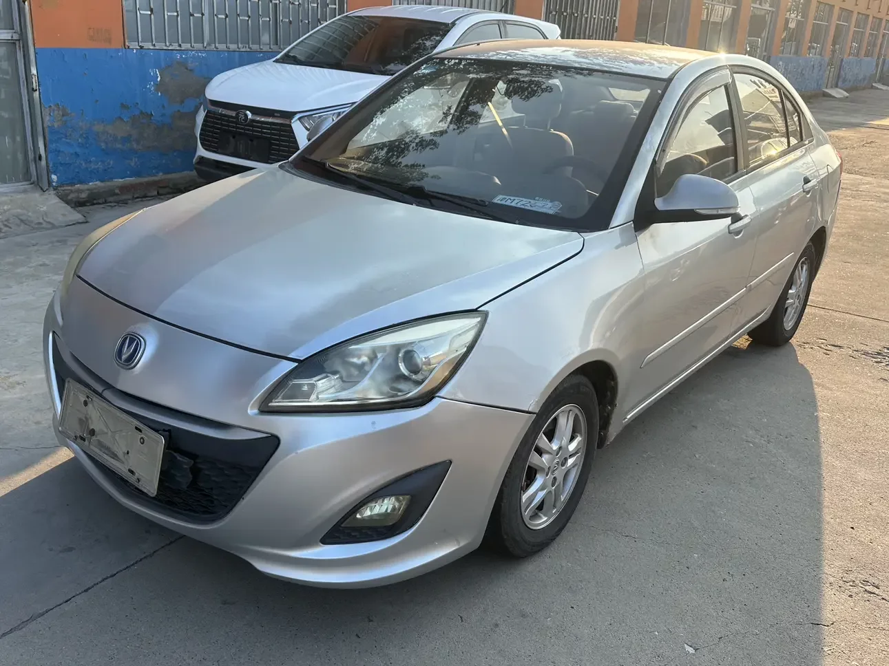 Changan Yuexiang V5 2014