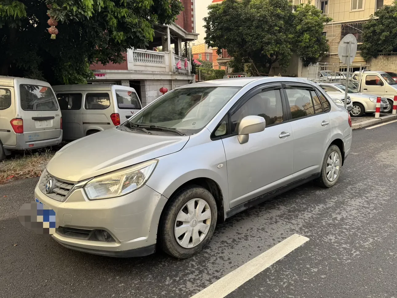 Kai Chen Venucia D50 2012