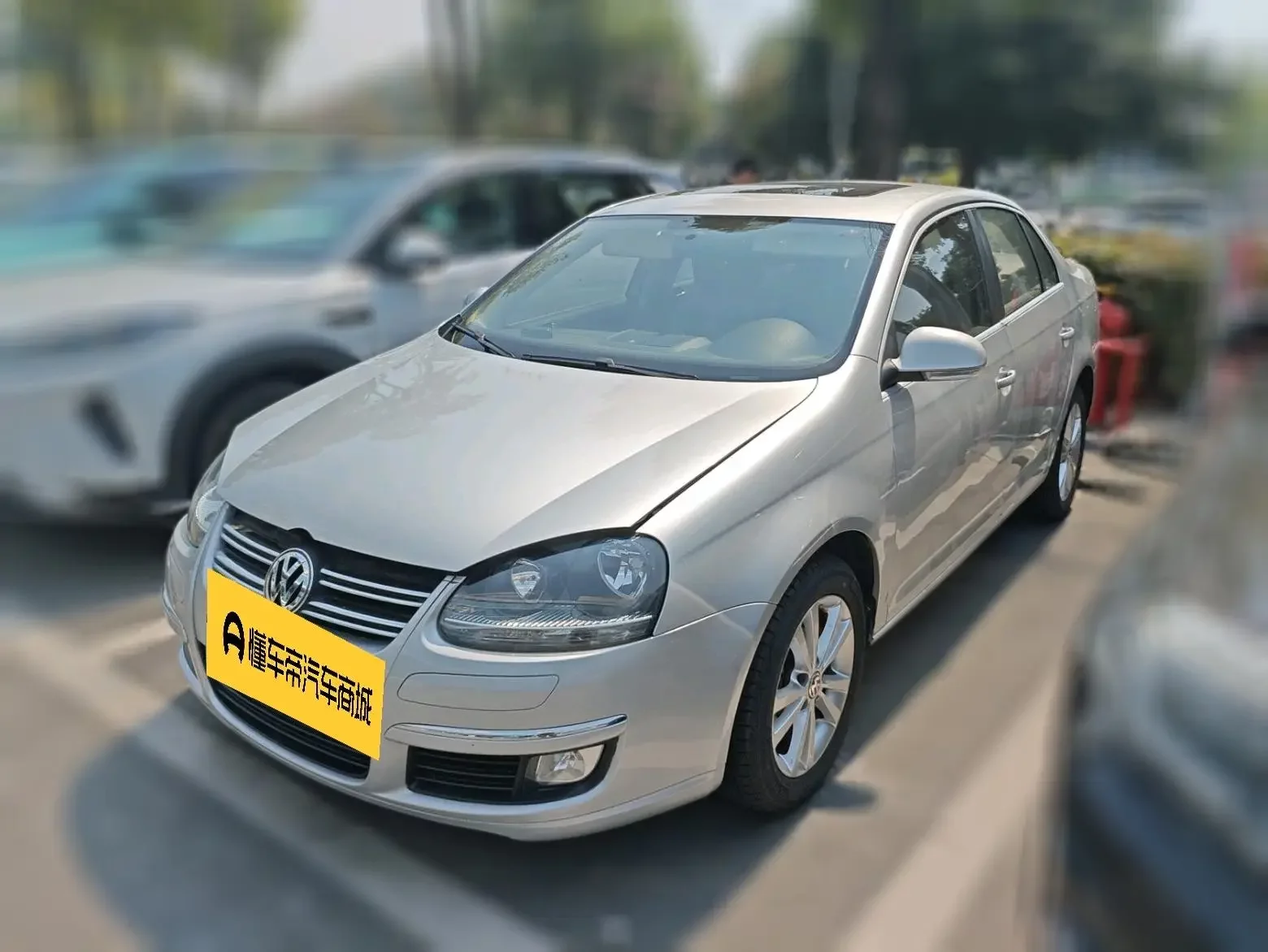 Volkswagen Volkswagen Sagitar 2011