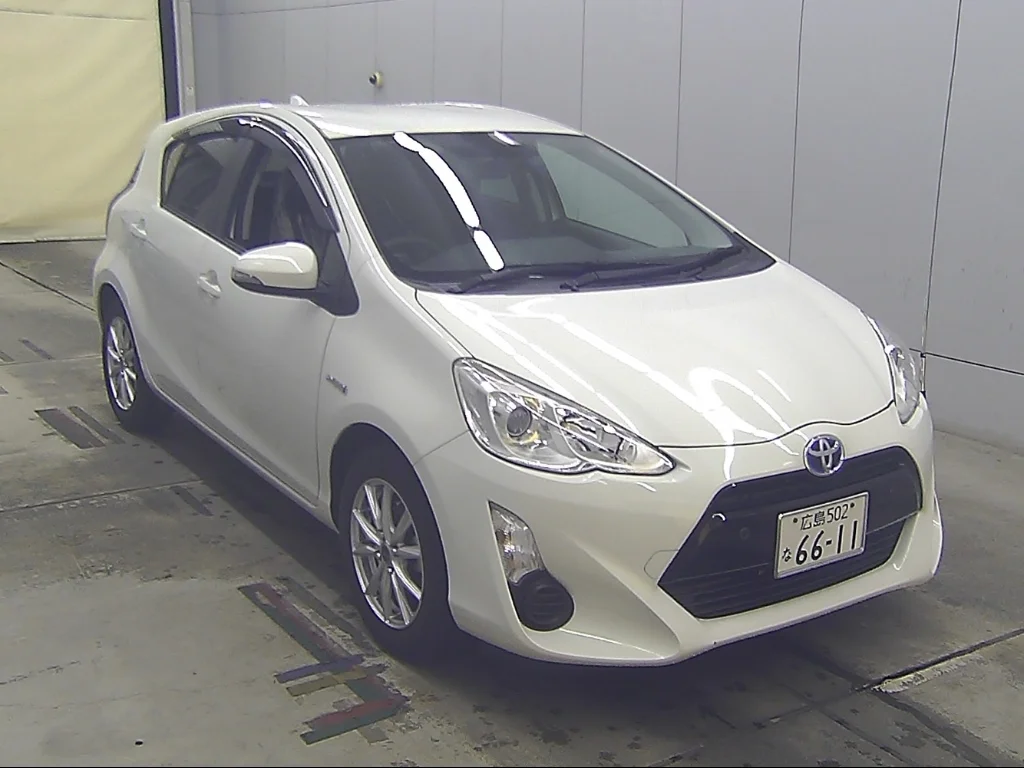 Toyota Toyota Aqua 2015
