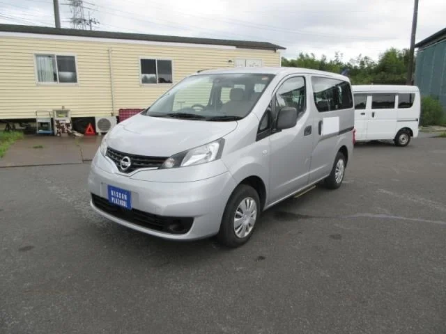 Nissan NV200 2020