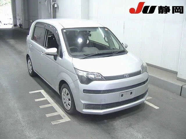 Toyota Toyota Spade 2015