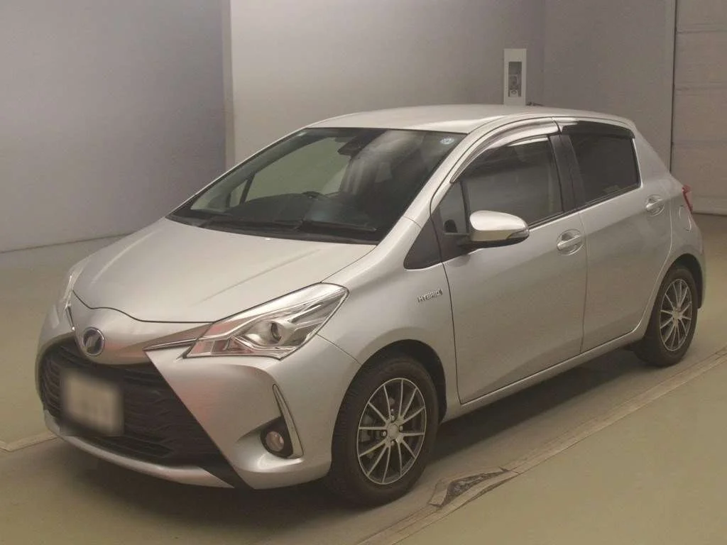 Toyota Vitz 2017