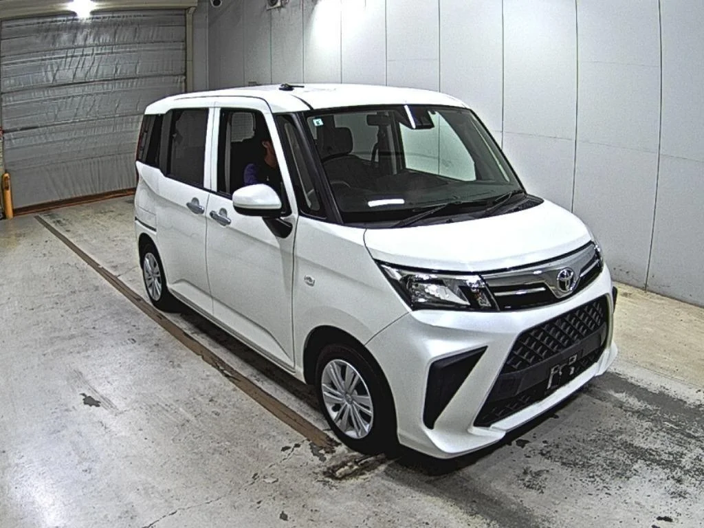 Toyota Roomy 2021