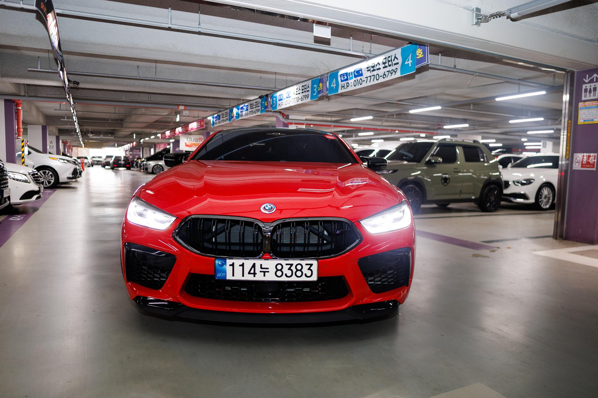 BMW M8 фото 