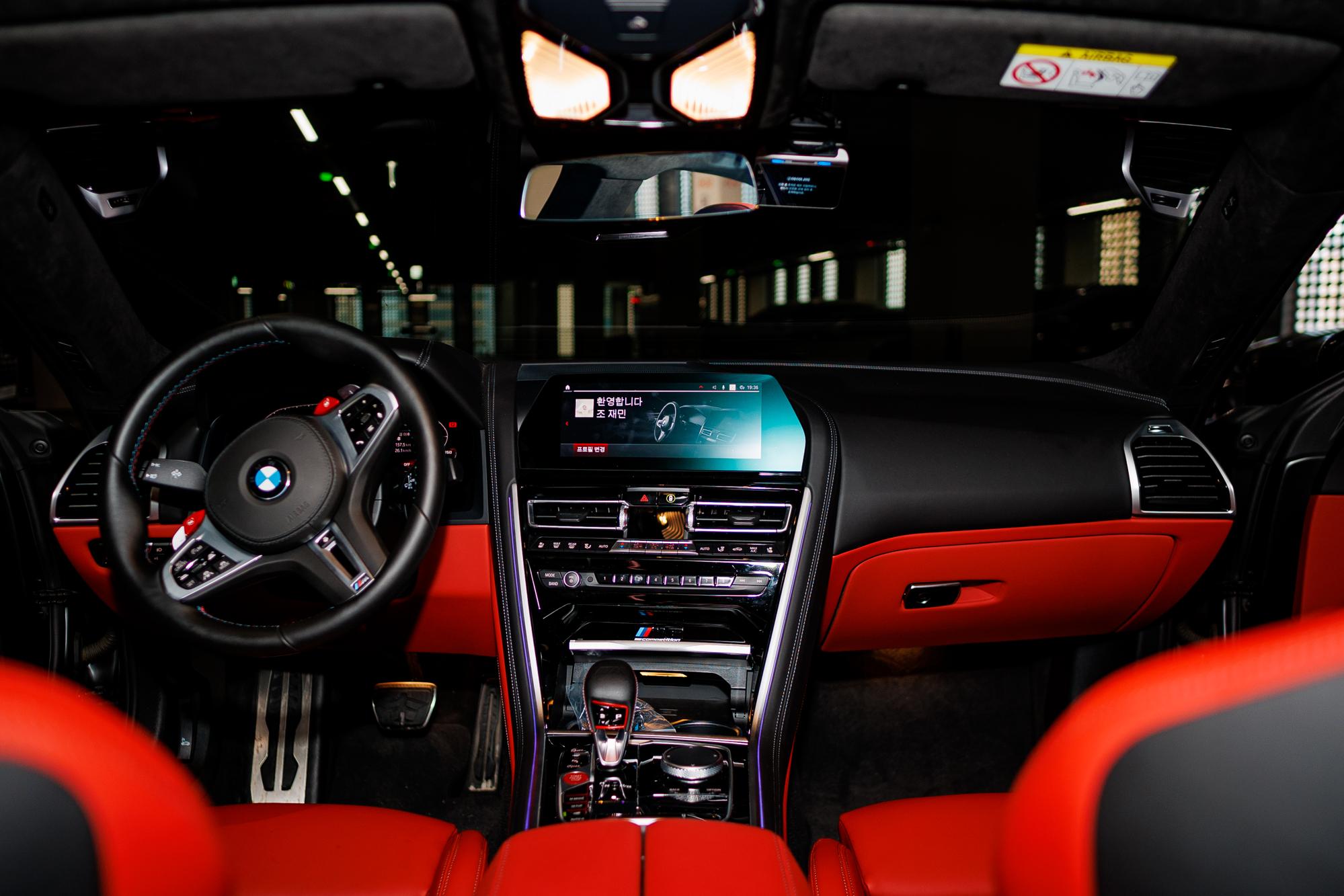 BMW M8 фото 