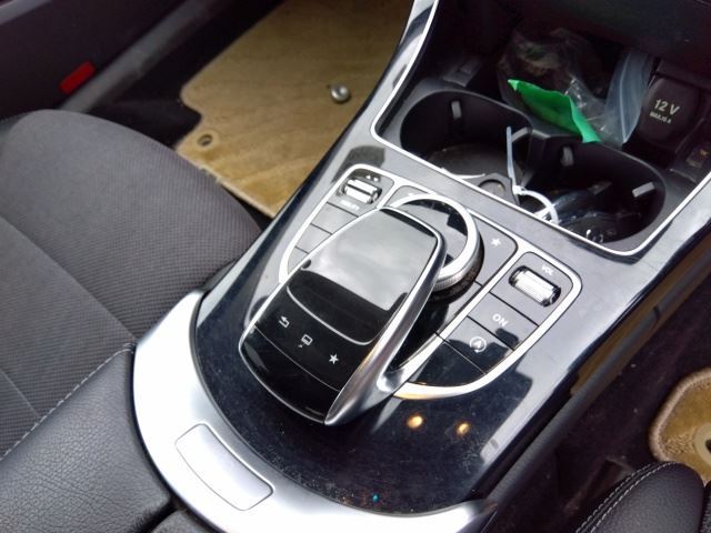 MERCEDES 2014 MERCEDES C180 фото 